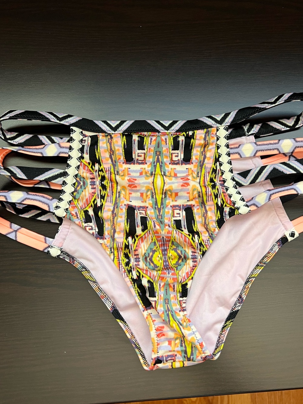 Victoria's Secret cut out high waisted bikini bottom NWOT size M